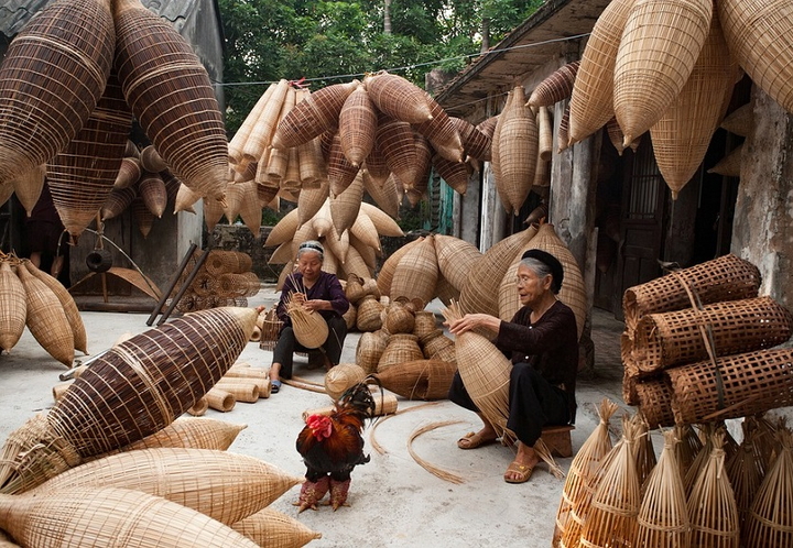 Discovery Of Vietnam’s Vibrant Crafts