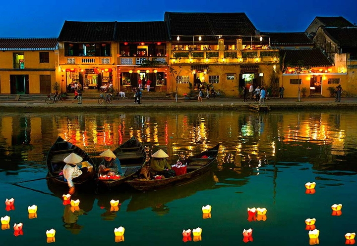 Step Back in Time: Exploring the Enchanting Town of Hoi An