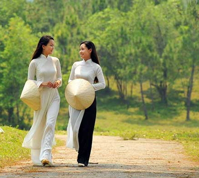 All About Ao Dai - Traditional Dress Of Vietnam