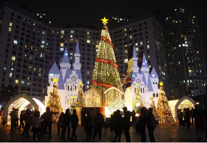 Top Places To Spend Your Christmas In Hanoi