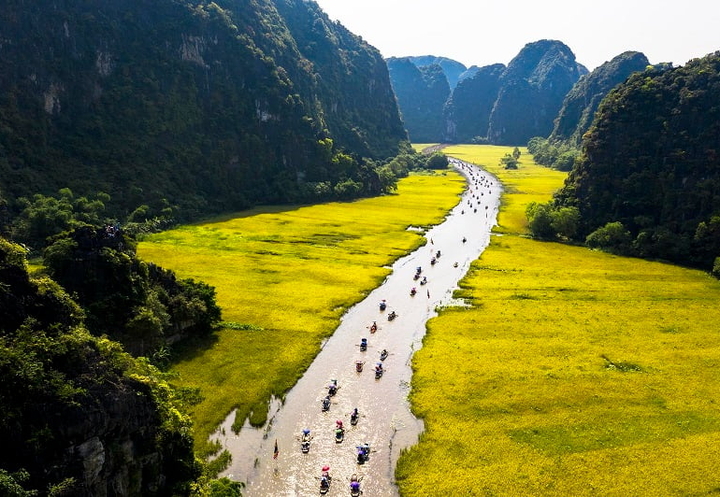 How to Make a Perfect Trip from Hanoi to Ninh Binh Vietnam