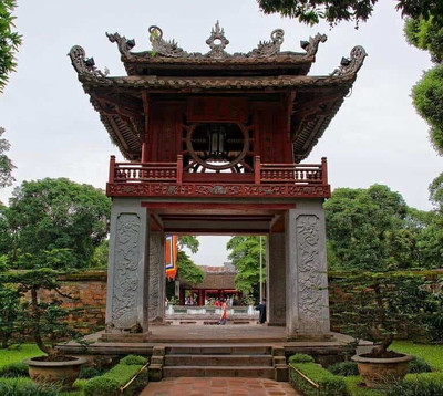 A Perfect 1 Day in Hanoi: The Ultimate Travel Guide to Eat, Explore & Feel the City