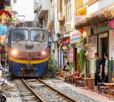 Things To Do In Hanoi At Night: Street Food, Train Street & Local Culture