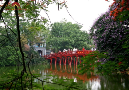 One Day in Hanoi Old Quarter: A Walking Itinerary Hoan Kiem Lake to Hidden Food Alleys