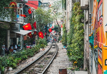 14-Day Thailand and Vietnam Tour: A Culinary Journey Through Southeast Asia