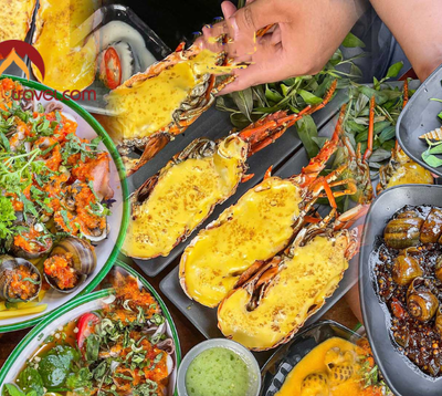 Ho Chi Minh City Street Food: 12 Essential Dishes and Where to Try Them