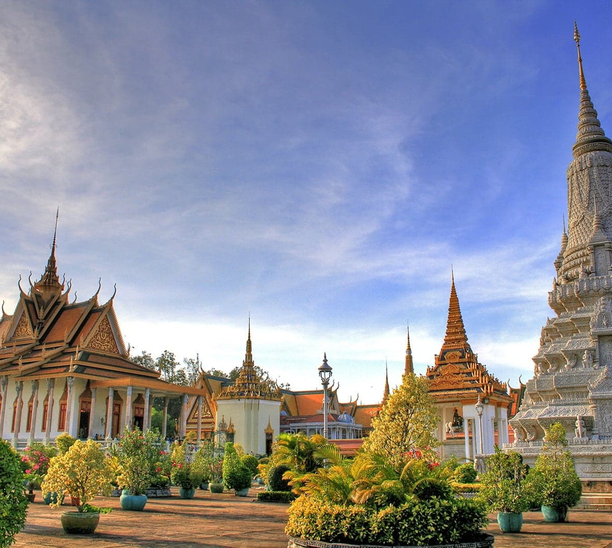 Discover Vietnam and Cambodia in 3 weeks