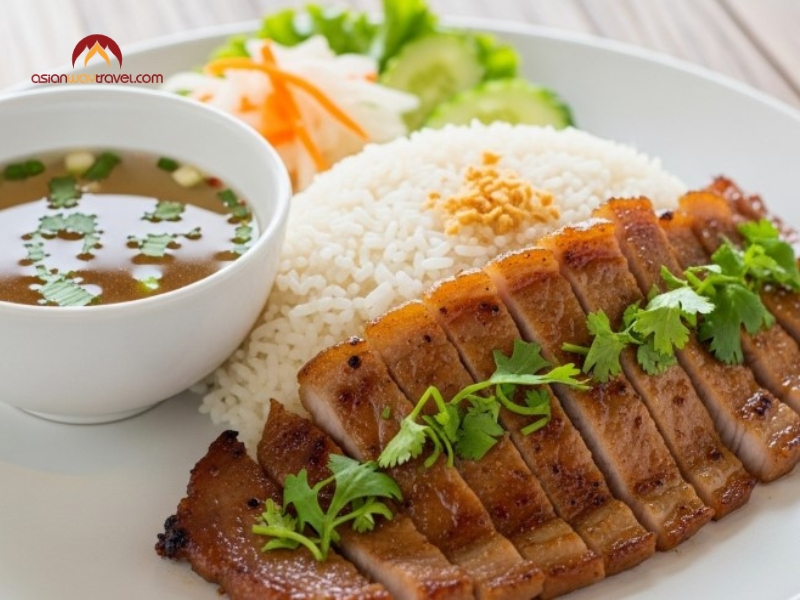Bai Sach Chrouk – Grilled Pork and Rice