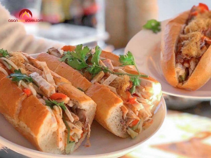 Khao Jee – Lao Baguette Sandwich