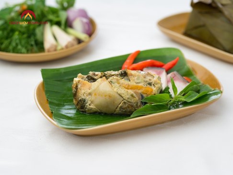 Mok Pa – Steamed Fish in Banana Leaf