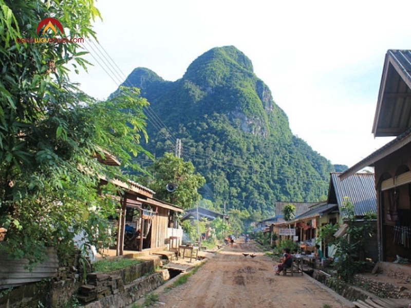Muang Ngoi 
