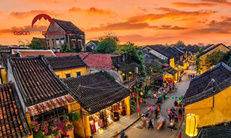 Hoi An Ancient Town at sunset