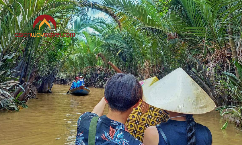 Sampan ride through Mekong canals