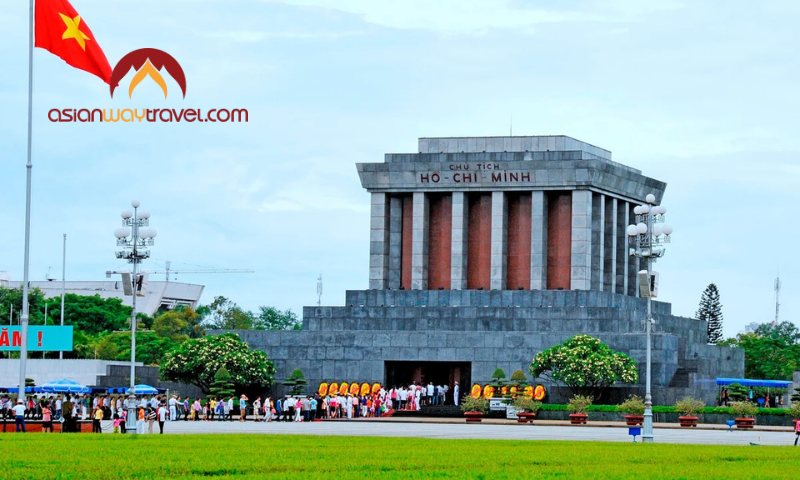 Ho Chi Minh Mausoleum, Hanoi