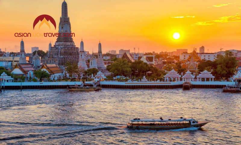 Wat Arun at sunset.