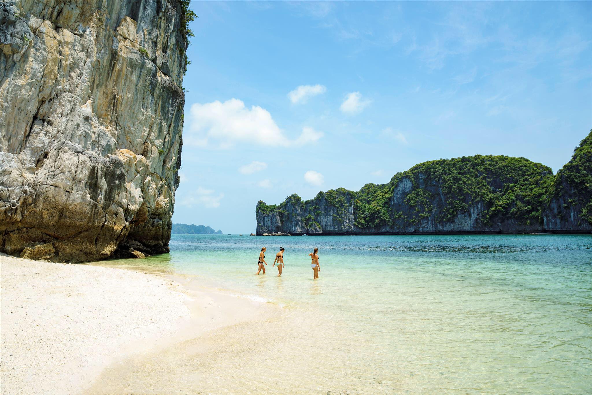 Best vietnam beaches - Halong Bay