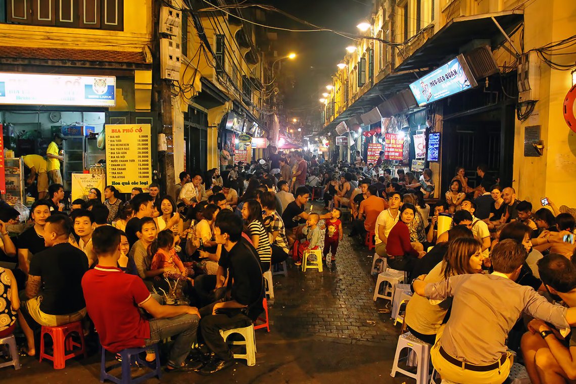 hanoi bia hoi conjunction - Hanoi Highlights & Travel Guide 2022