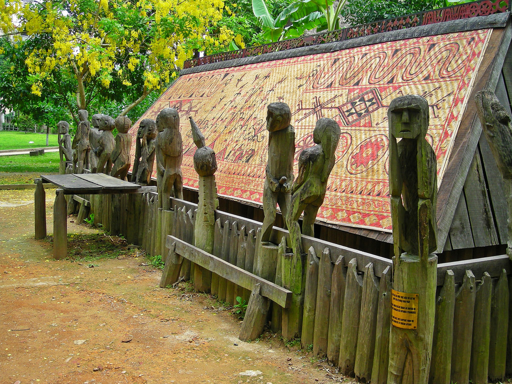 Tay Nguyen house in Museum of Ethnology 