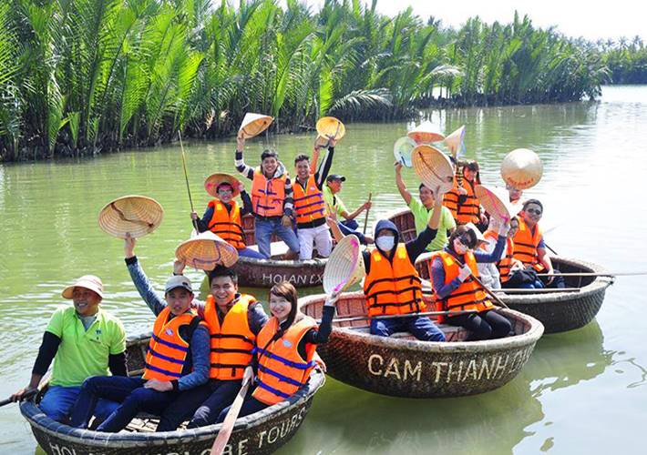 Cam thanh Coconut village - Hoi An things to do