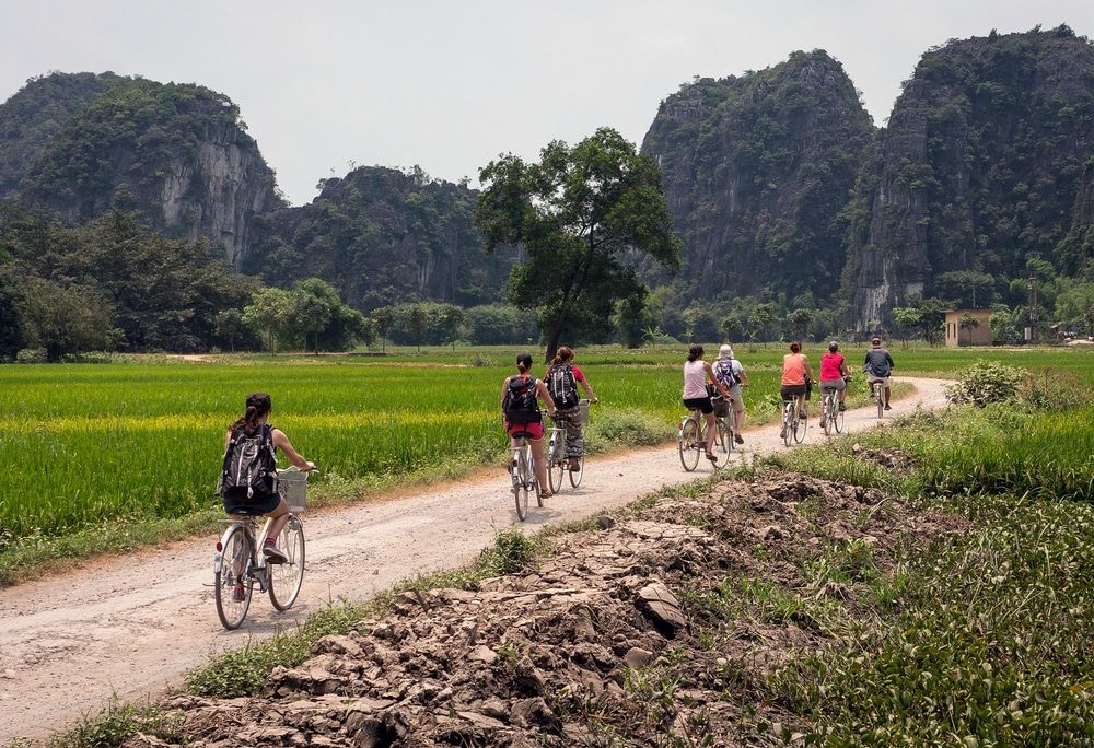 things to do in ninh binh vietnam - cycling