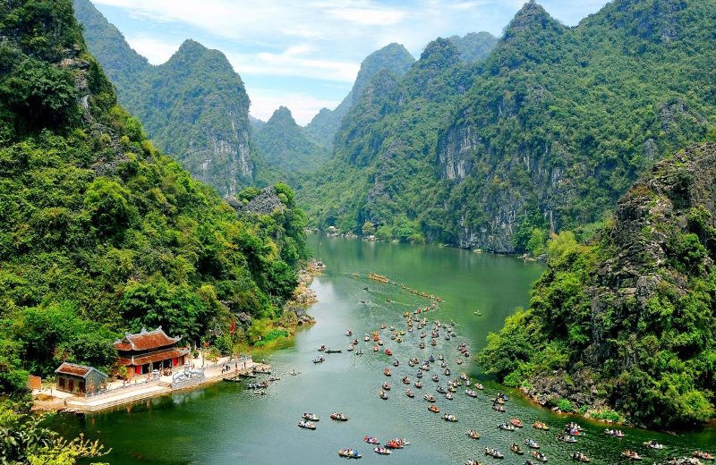 trang an ninh binh vietnam