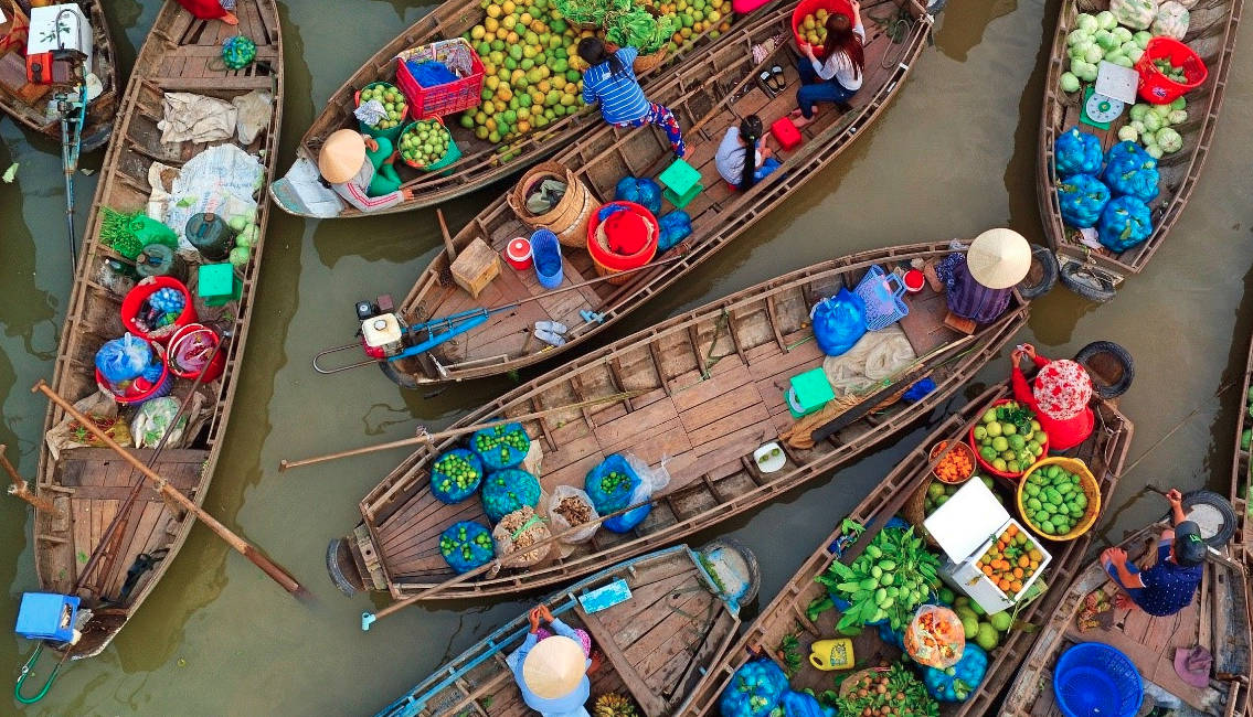 can tho vietnam phong dien floating market