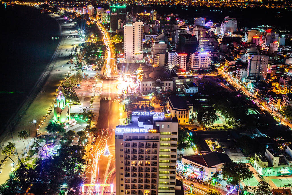 things to do in nha trang at night