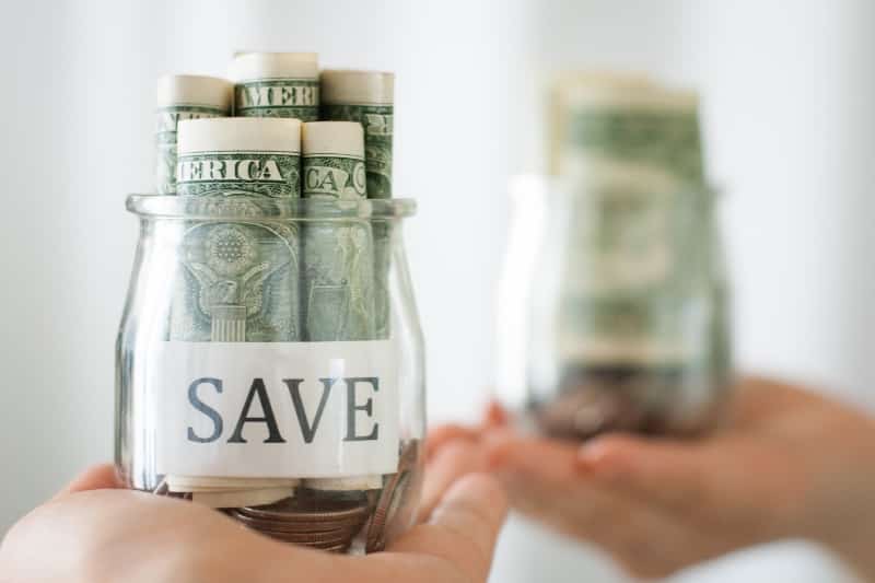 money travel saving tips